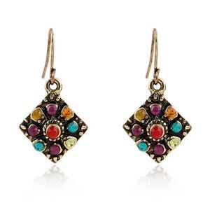 GEMSTONE Lightweight Drop Earrings
